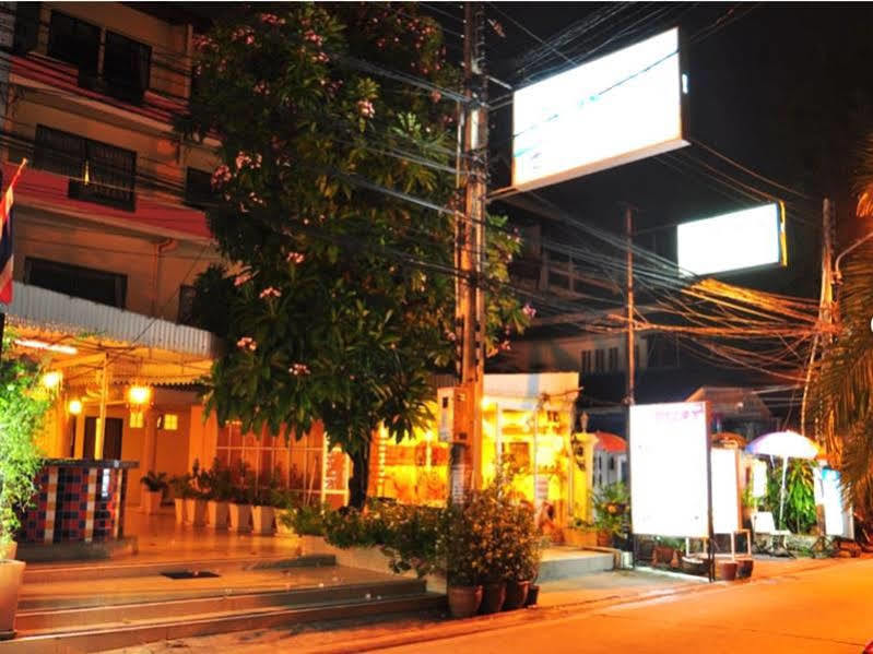 Tj Guesthouse Pattaya Dış mekan fotoğraf